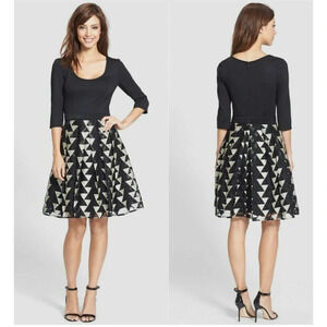 PLENTY by Tracy Reese ANTHROPOLOGIE Sz 0 Fit Flare Black Gold Geometric Cocktail